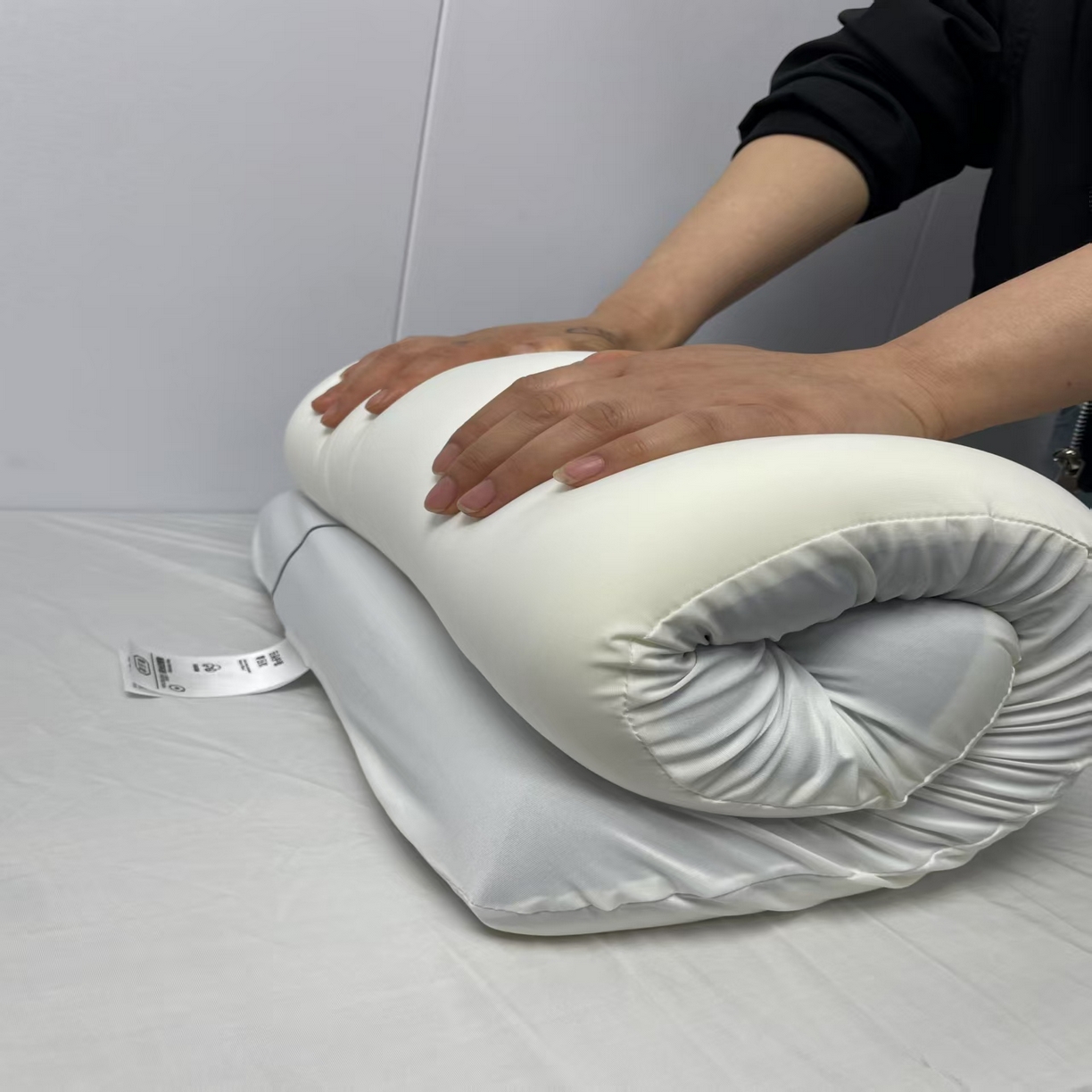 91家纺网 家纺一手货源 找家纺 华誉 2025新款云朵同款零压记忆枕枕头枕芯单枕芯 零压记忆枕白色