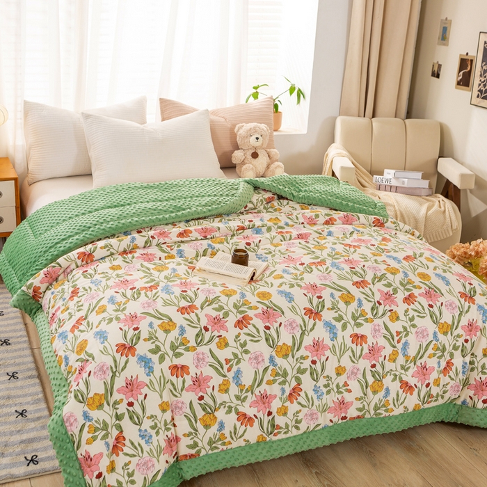 91家纺网 家纺一手货源 找家纺 锦鹭被业 2025新款AB版舒适全棉纯棉豆豆绒被被子被芯 一览芳华-绿