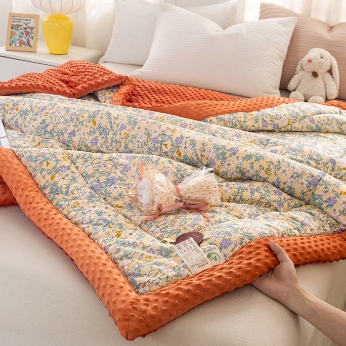 91家纺网 家纺一手货源 找家纺 锦鹭被业 2025新款AB版舒适全棉纯棉豆豆绒被被子被芯 一抹清香