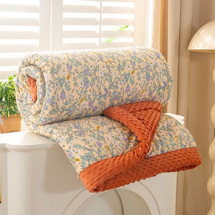 91家纺网 家纺一手货源 找家纺 锦鹭被业 2025新款AB版舒适全棉纯棉豆豆绒被被子被芯 一抹清香