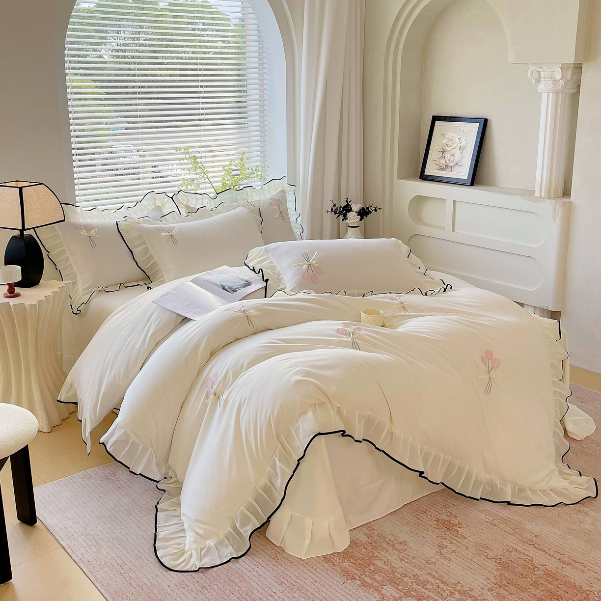 91家纺网 家纺一手货源 找家纺 大麦乐田 2025新款小清新水洗糯小棉花边纸立体花刺绣四件套 郁金香-嫩米