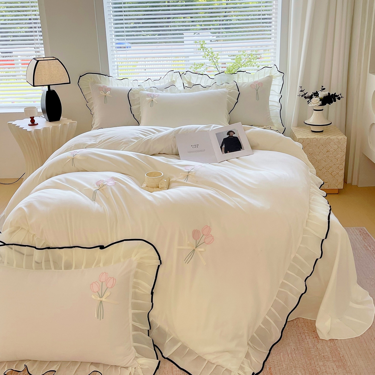 91家纺网 家纺一手货源 找家纺 大麦乐田 2025新款小清新水洗糯小棉花边纸立体花刺绣四件套 郁金香-嫩米