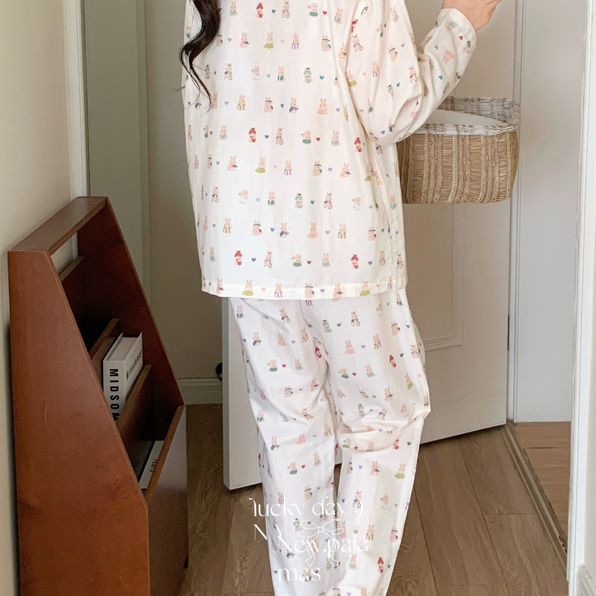 91家纺网 家纺一手货源 找家纺 纽约生活 2025新款有氧纱小翻领长长 （会员-5） 贝拉兔