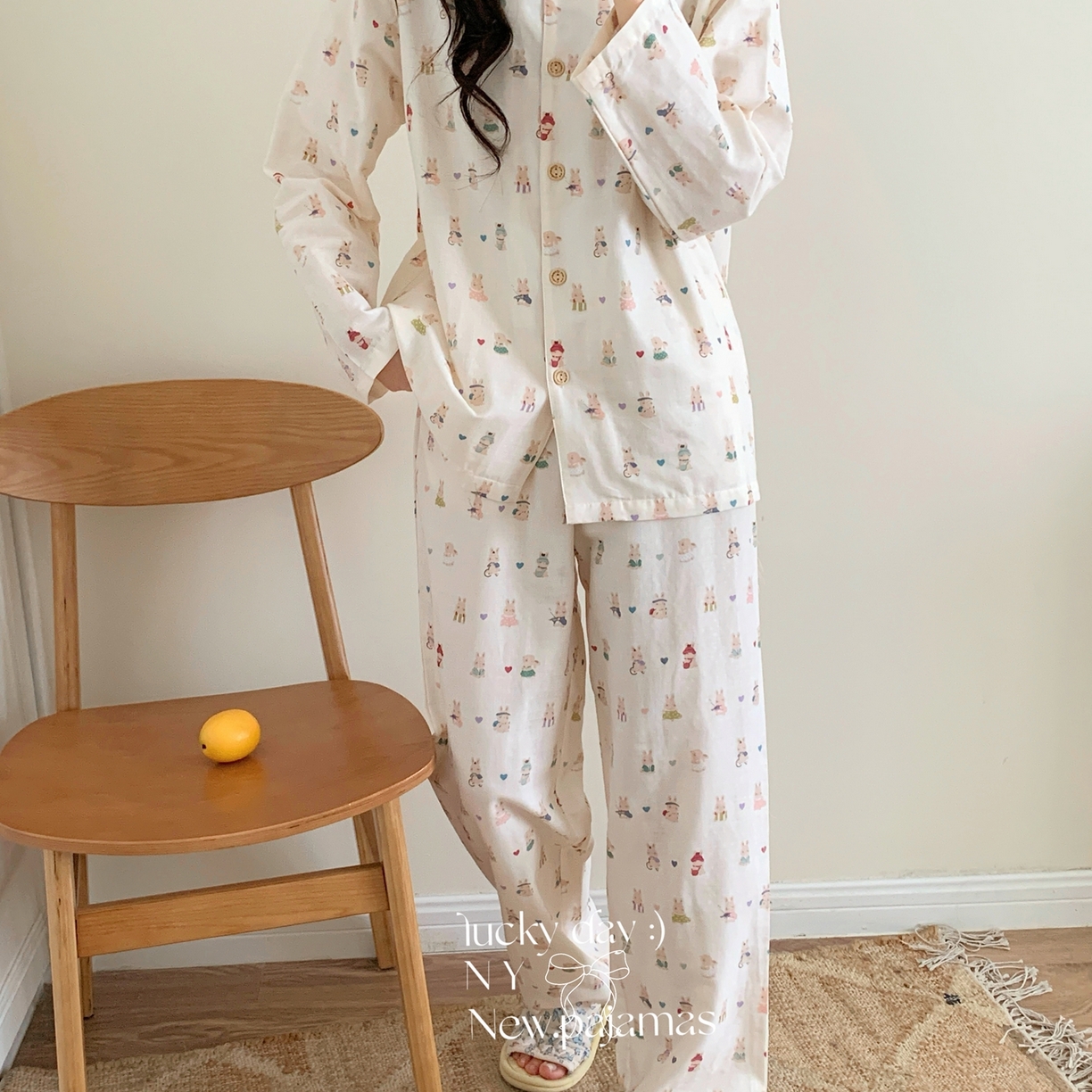 91家纺网 家纺一手货源 找家纺 纽约生活 2025新款有氧纱小翻领长长 （会员-5） 贝拉兔