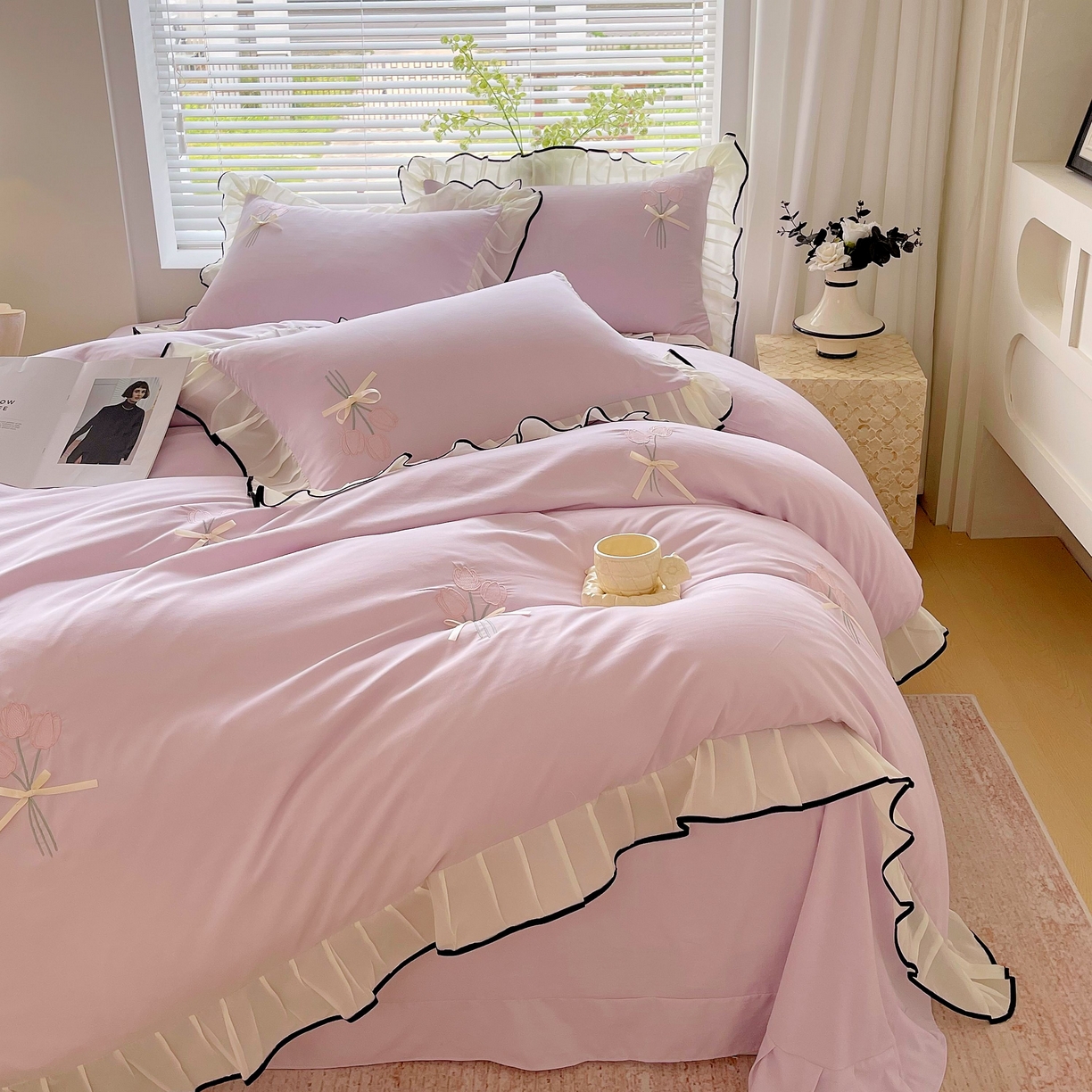 91家纺网 家纺一手货源 找家纺 大麦乐田 2025新款小清新水洗糯小棉花边纸立体花刺绣四件套 郁金香-嫩紫