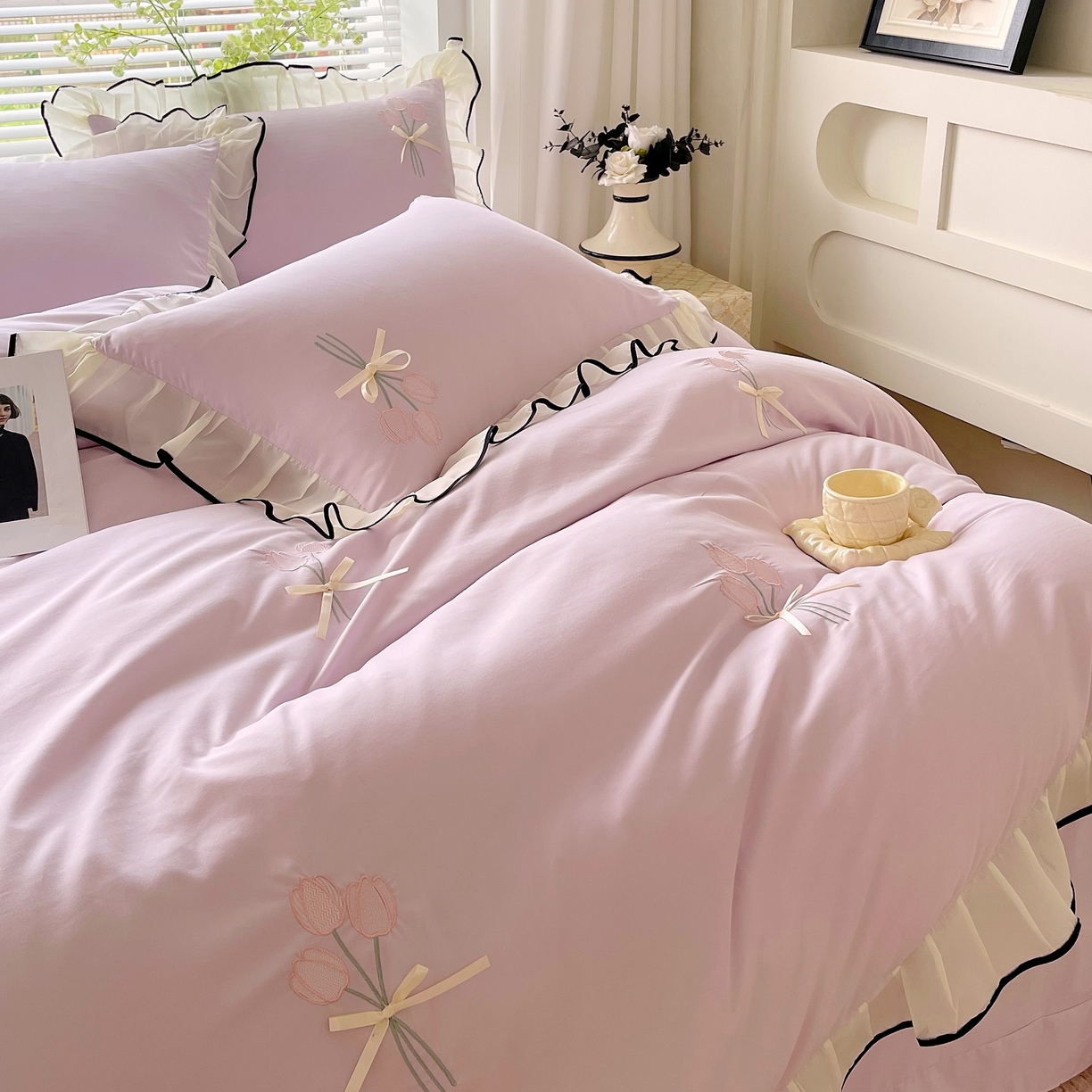 91家纺网 家纺一手货源 找家纺 大麦乐田 2025新款小清新水洗糯小棉花边纸立体花刺绣四件套 郁金香-嫩紫