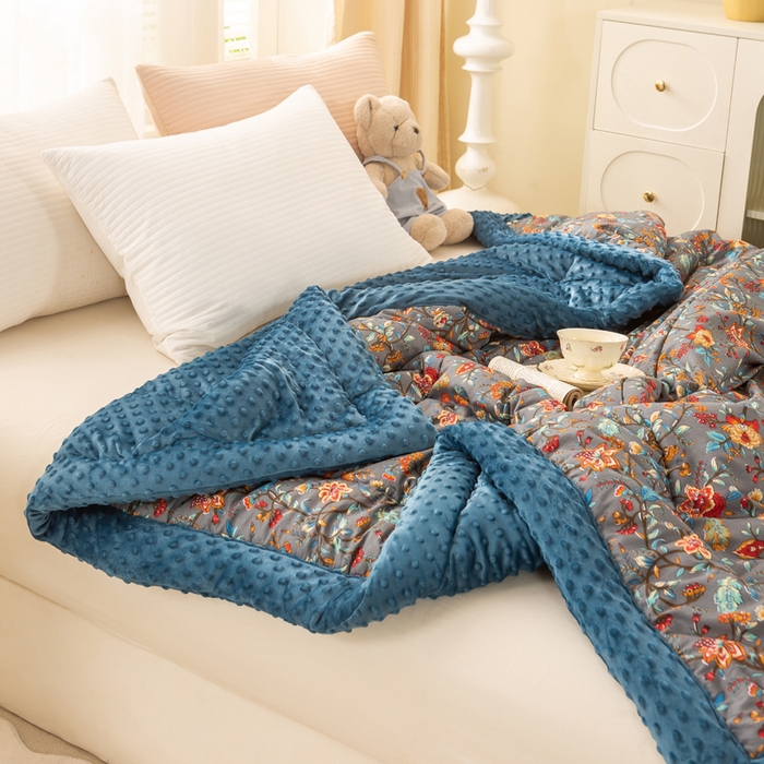 91家纺网 家纺一手货源 找家纺 锦鹭被业 2025新款AB版舒适全棉纯棉豆豆绒被被子被芯 缘梦