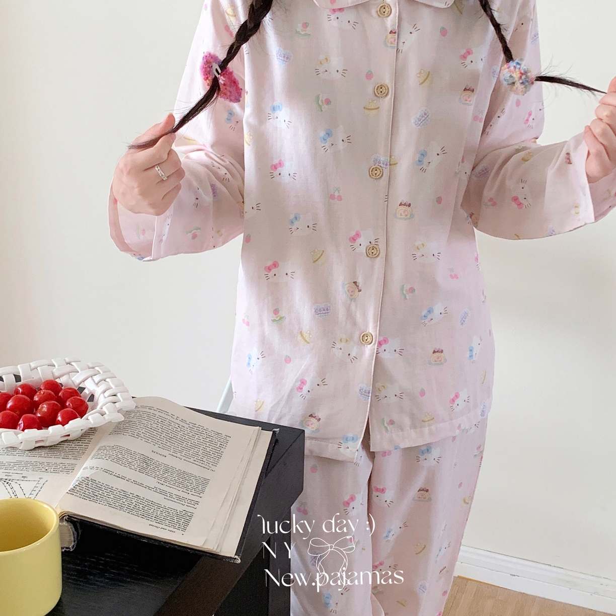 91家纺网 家纺一手货源 找家纺 纽约生活 2025新款有氧纱小翻领长长 （会员-5） 粉爱心KT