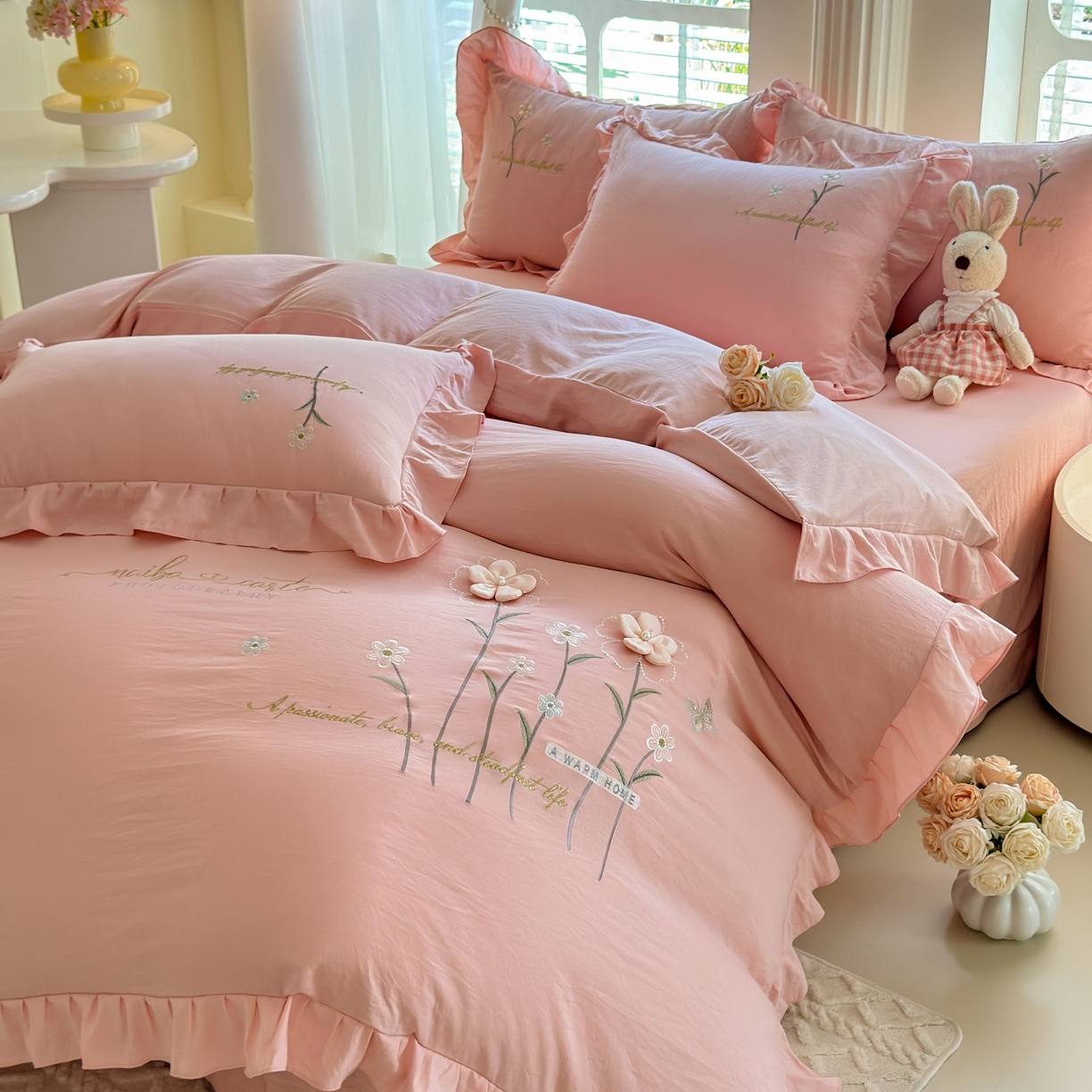 91家纺网 家纺一手货源 找家纺 （总）大麦乐田 2025新款韩版水洗糯小棉立体花刺绣四件套