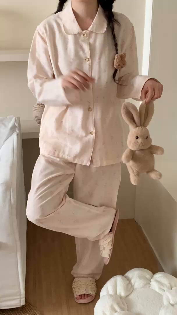 91家纺网 家纺一手货源 找家纺 纽约生活 2025新款有氧纱小翻领长长 （会员-5） 花篮兔兔