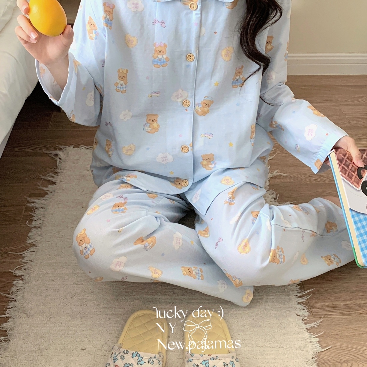 91家纺网 家纺一手货源 找家纺 纽约生活 2025新款有氧纱小翻领长长 （会员-5） 黄油小熊蓝