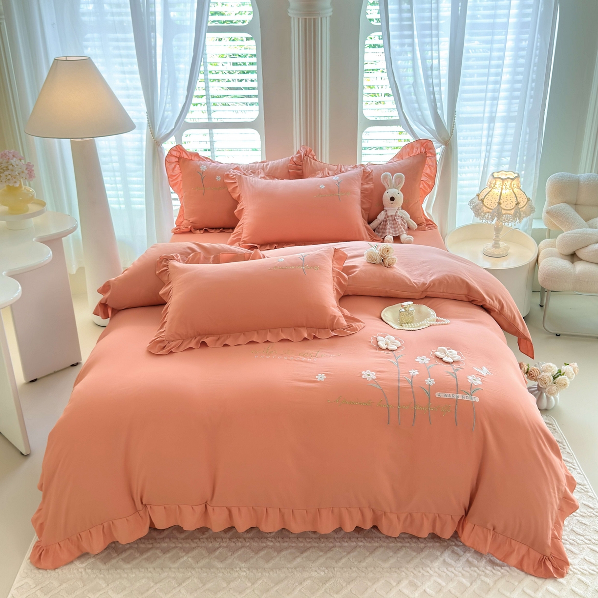 91家纺网 家纺一手货源 找家纺 大麦乐田 2025新款韩版水洗糯小棉立体花刺绣四件套 花田间-桔