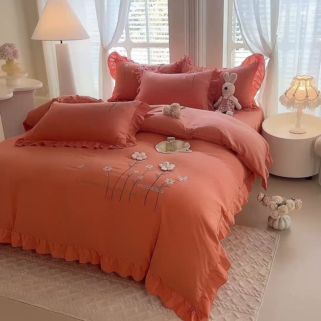 91家纺网 家纺一手货源 找家纺 大麦乐田 2025新款韩版水洗糯小棉立体花刺绣四件套 花田间-桔