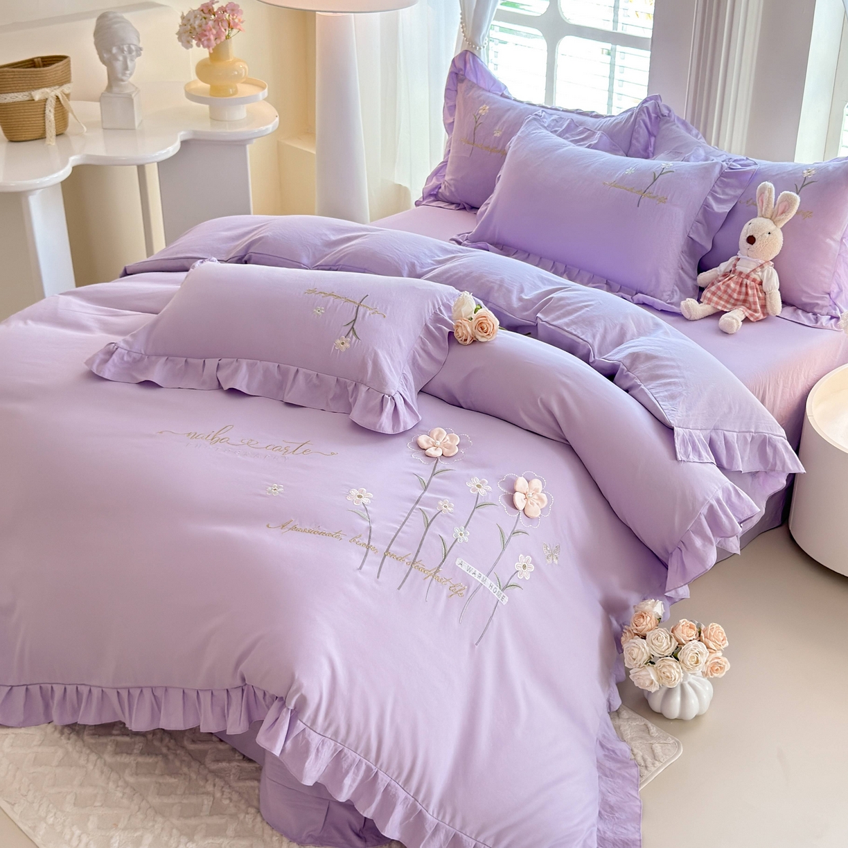 91家纺网 家纺一手货源 找家纺 大麦乐田 2025新款韩版水洗糯小棉立体花刺绣四件套 花田间-紫