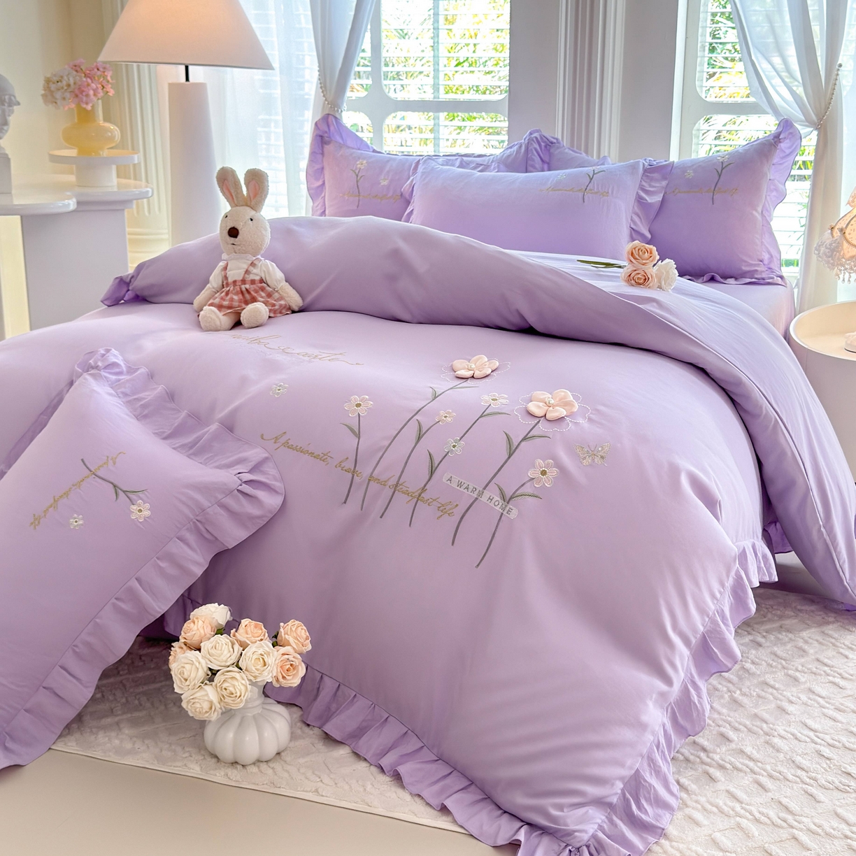 91家纺网 家纺一手货源 找家纺 大麦乐田 2025新款韩版水洗糯小棉立体花刺绣四件套 花田间-紫