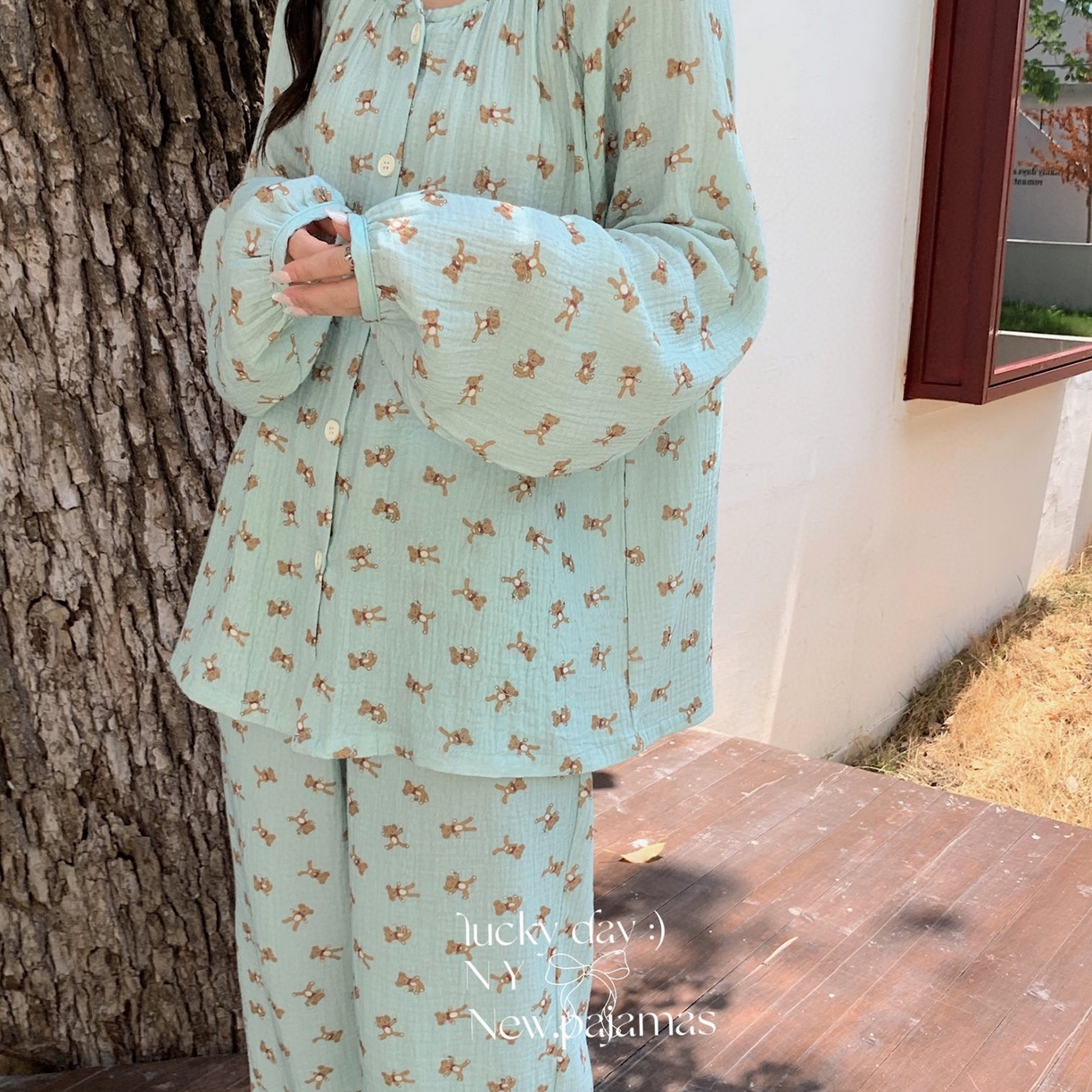 91家纺网 家纺一手货源 找家纺 纽约生活 2025新款绉布圆领开扣长袖长裤（会员-5） 波比熊