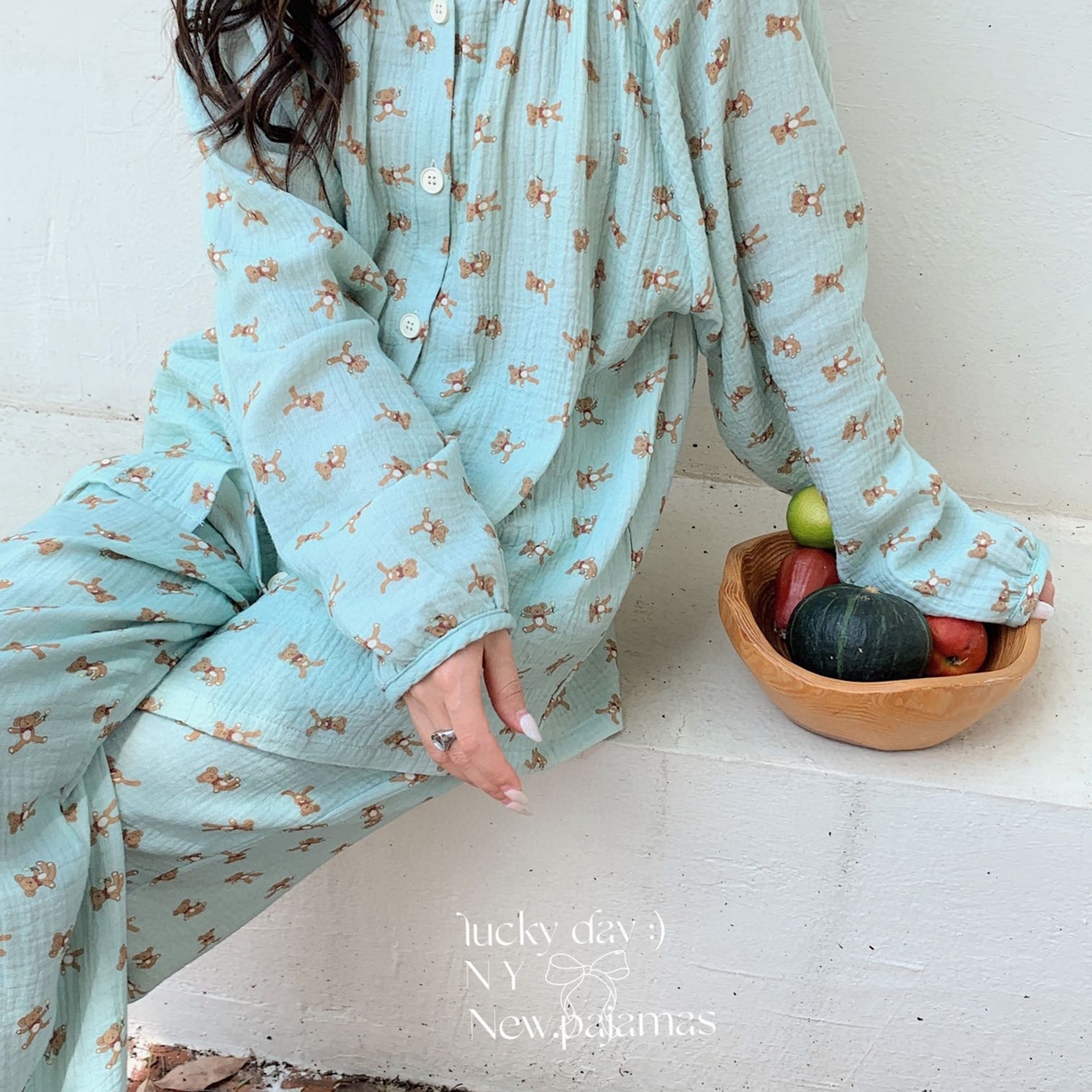 91家纺网 家纺一手货源 找家纺 纽约生活 2025新款绉布圆领开扣长袖长裤（会员-5） 波比熊