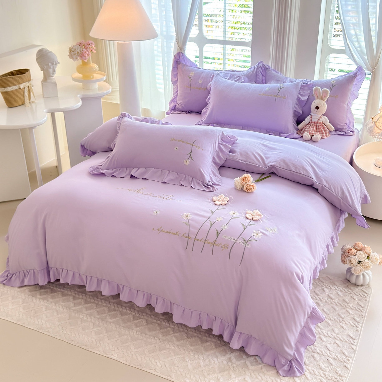 91家纺网 家纺一手货源 找家纺 大麦乐田 2025新款韩版水洗糯小棉立体花刺绣四件套 花田间-紫