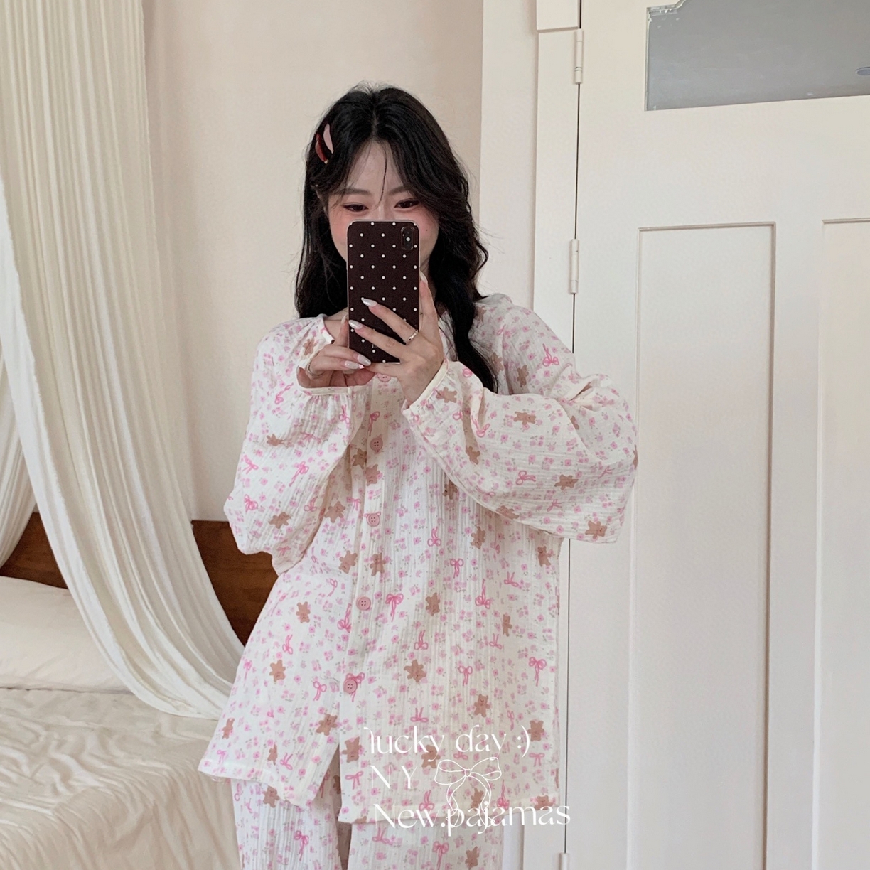 91家纺网 家纺一手货源 找家纺 纽约生活 2025新款绉布圆领开扣长袖长裤（会员-5） 蝴蝶结粉熊