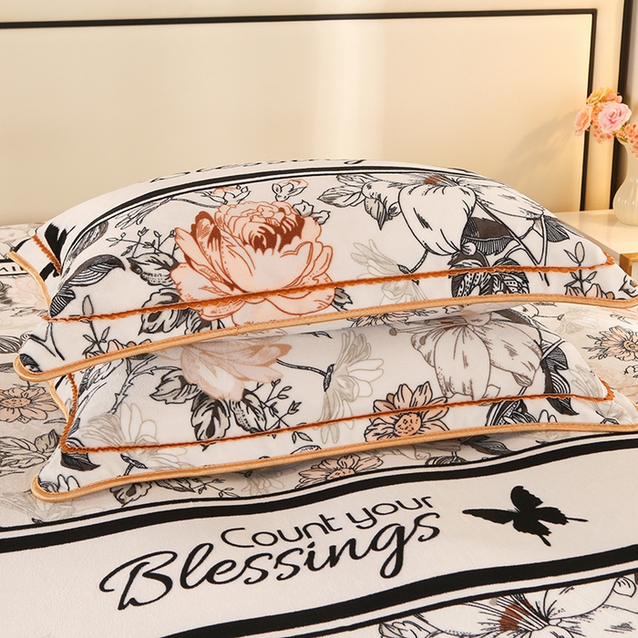 91家纺网 家纺一手货源 找家纺 橘姿 2025新款8-9斤床裙款牛奶绒四件套金貂绒法兰绒宝宝绒 蝶舞花香