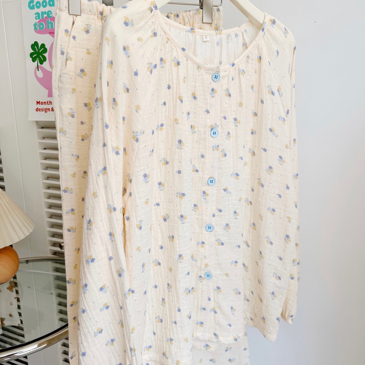 纽约生活 2025新款绉布圆领开扣长袖长裤（会员-5） 蓝碎花