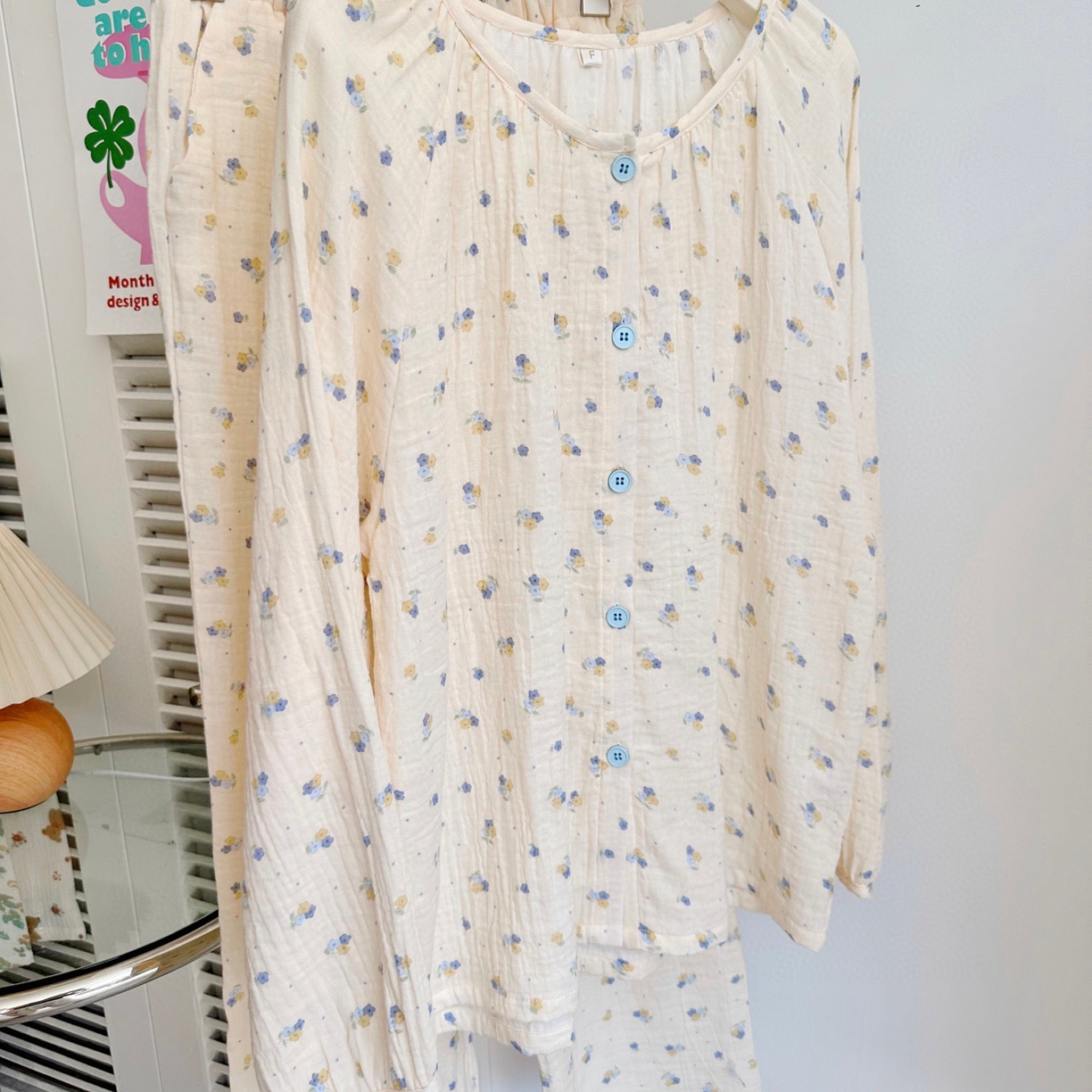 91家纺网 家纺一手货源 找家纺 纽约生活 2025新款绉布圆领开扣长袖长裤（会员-5） 蓝碎花