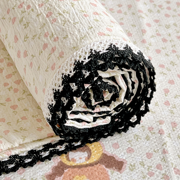 91家纺网 家纺一手货源 找家纺 鑫利来家纺 2025新款云感云感皱皱纱镂空花边床单单床单单品床单单件床单 小花萝莉