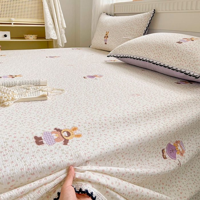 91家纺网 家纺一手货源 找家纺 鑫利来家纺 2025新款云感云感皱皱纱镂空花边床单单床单单品床单单件床单 小花萝莉