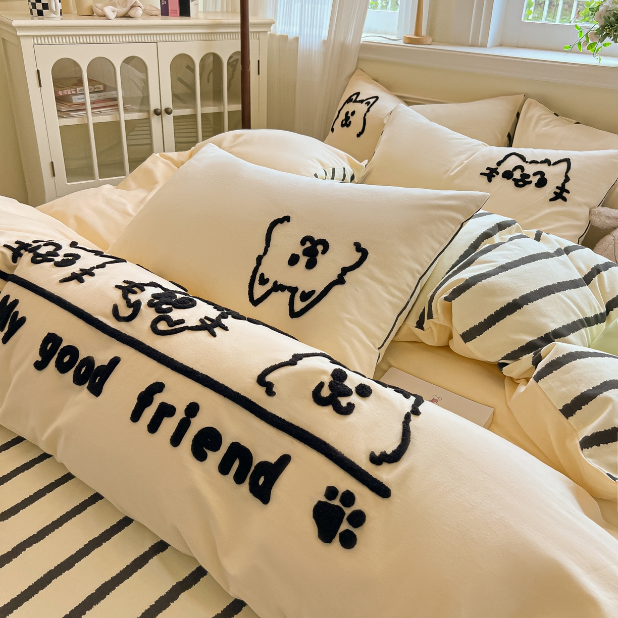 91家纺网 家纺一手货源 找家纺 多乐家纺 2025新款全棉纯棉磨毛毛巾绣四件套 好朋友