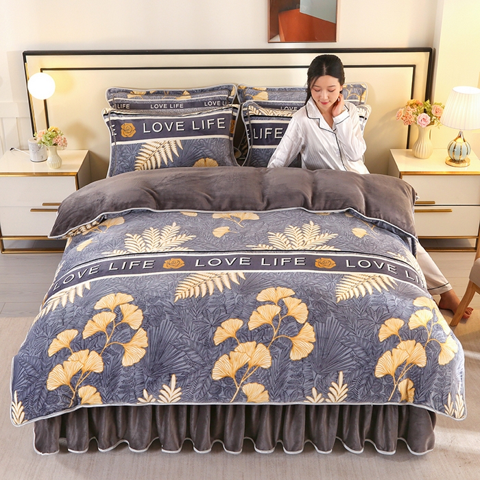 91家纺网 家纺一手货源 找家纺 橘姿 2025新款8-9斤床裙款牛奶绒四件套金貂绒法兰绒宝宝绒 静若幽香