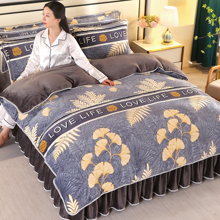 91家纺网 家纺一手货源 找家纺 橘姿 2025新款8-9斤床裙款牛奶绒四件套金貂绒法兰绒宝宝绒 静若幽香