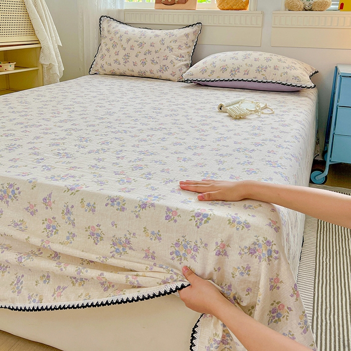 91家纺网 家纺一手货源 找家纺 鑫利来家纺 2025新款云感云感皱皱纱镂空花边床单单床单单品床单单件床单 紫魅