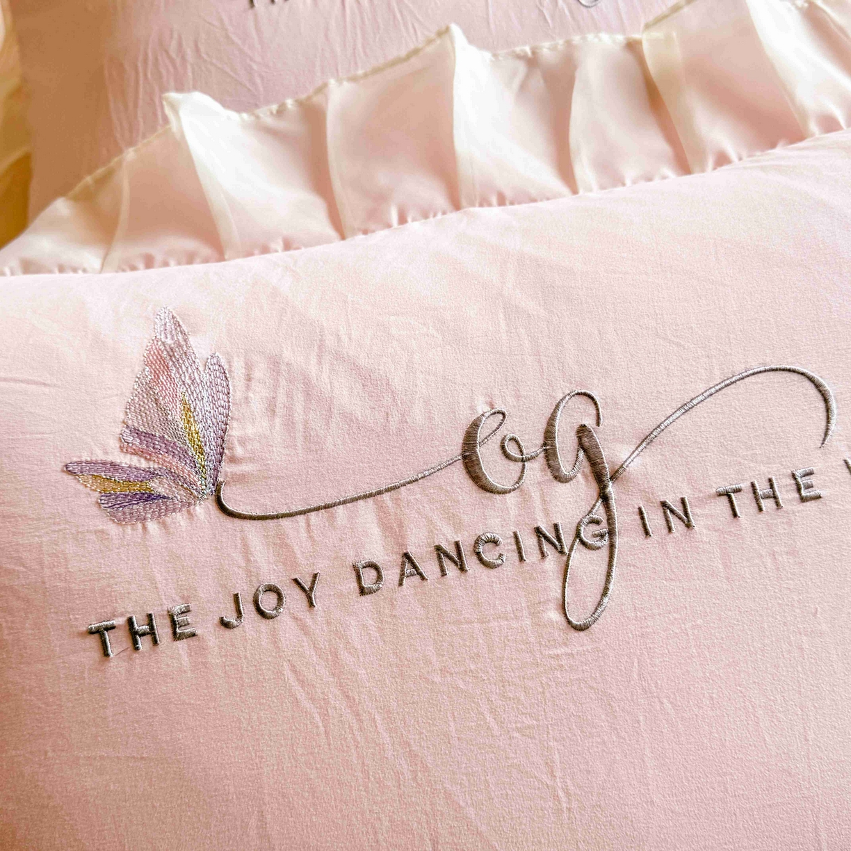 91家纺网 家纺一手货源 找家纺 （总）大麦乐田 2025新款法式少女心水洗公主风贴布绣蕾丝花边四件套