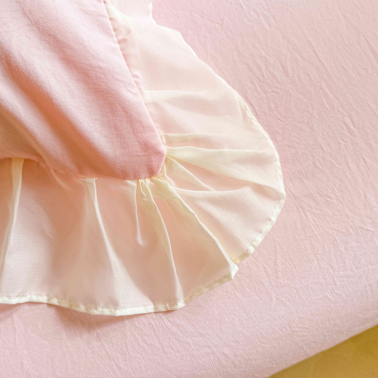 91家纺网 家纺一手货源 找家纺 （总）大麦乐田 2025新款法式少女心水洗公主风贴布绣蕾丝花边四件套