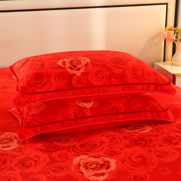 91家纺网 家纺一手货源 找家纺 橘姿 2025新款8-9斤床裙款牛奶绒四件套金貂绒法兰绒宝宝绒 玫瑰情缘