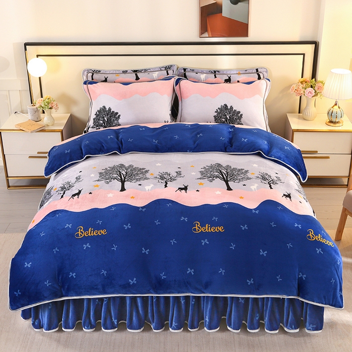 91家纺网 家纺一手货源 找家纺 橘姿 2025新款8-9斤床裙款牛奶绒四件套金貂绒法兰绒宝宝绒 鹿之恋