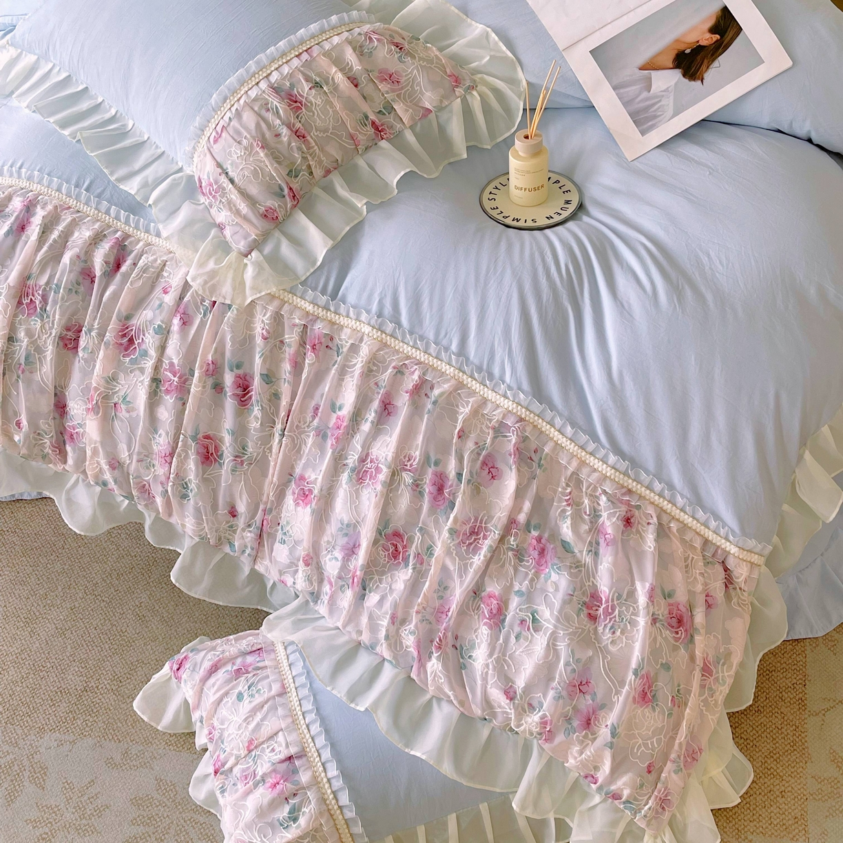 91家纺网 家纺一手货源 找家纺 大麦乐田 2025新款法式少女心水洗糯小棉公主风蕾丝花边四件套 米兰春天-浅兰