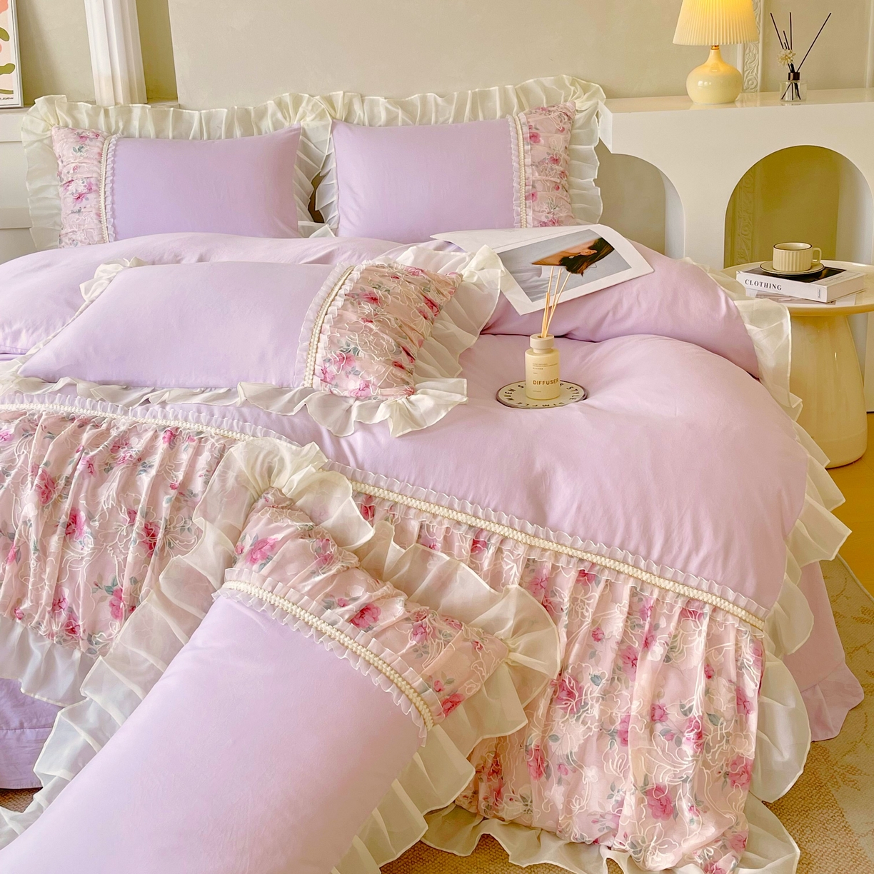 91家纺网 家纺一手货源 找家纺 大麦乐田 2025新款法式少女心水洗糯小棉公主风蕾丝花边四件套 米兰春天-嫩紫