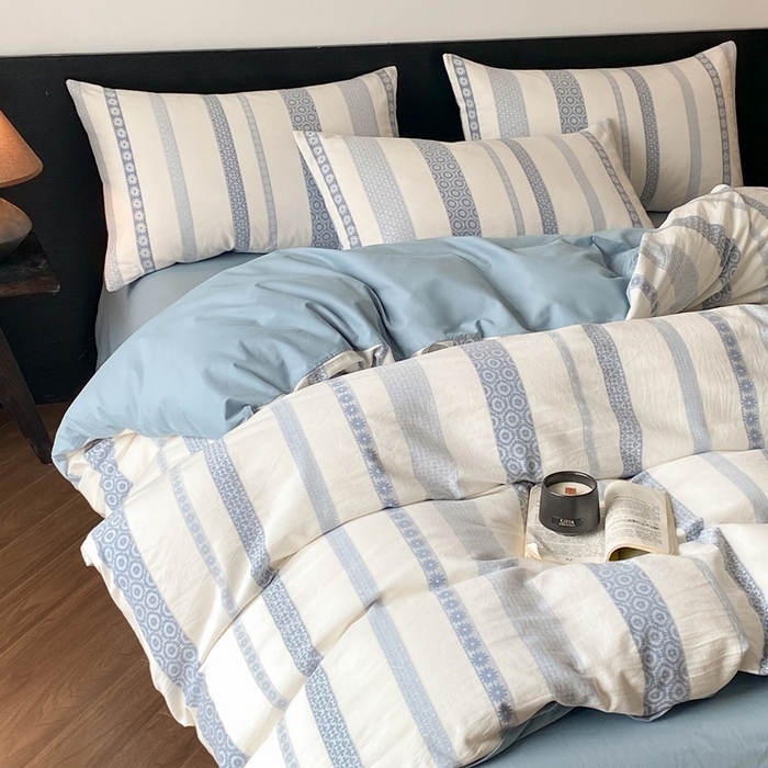 91家纺网 家纺一手货源 找家纺 言一 2025秋冬新品A类60S新疆长绒棉纯棉陶瓷轻磨毛四件套水洗棉提花全棉床单被套 雏菊-月光蓝