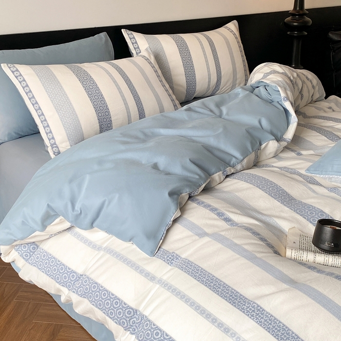 91家纺网 家纺一手货源 找家纺 言一 2025秋冬新品A类60S新疆长绒棉纯棉陶瓷轻磨毛四件套水洗棉提花全棉床单被套 雏菊-月光蓝