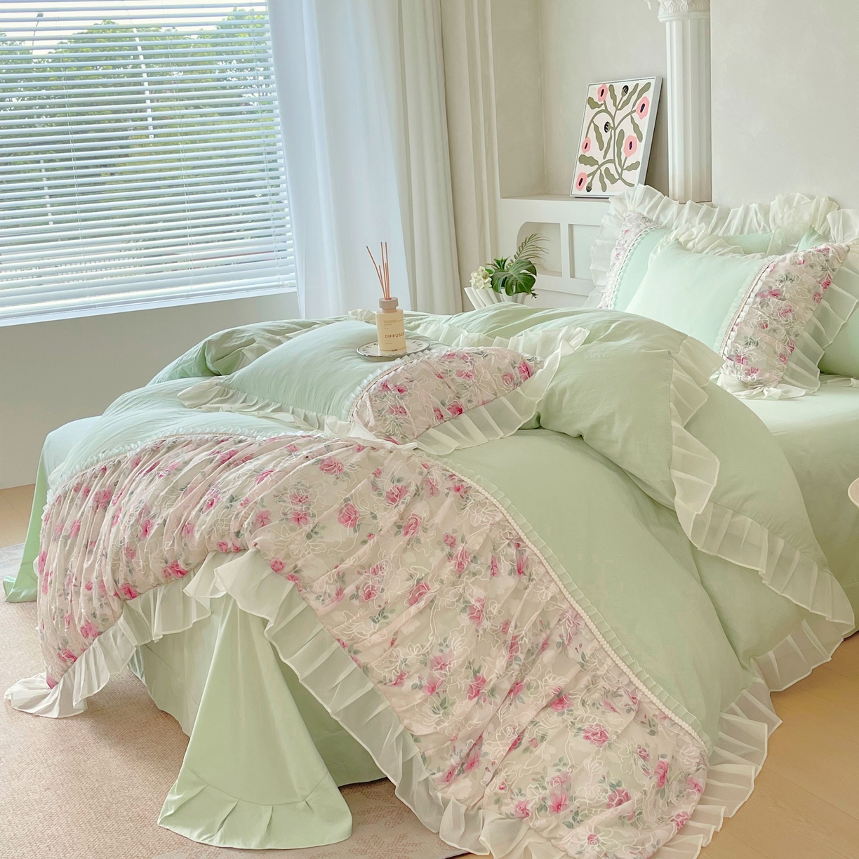 91家纺网 家纺一手货源 找家纺 大麦乐田 2025新款法式少女心水洗糯小棉公主风蕾丝花边四件套 米兰春天-嫩绿