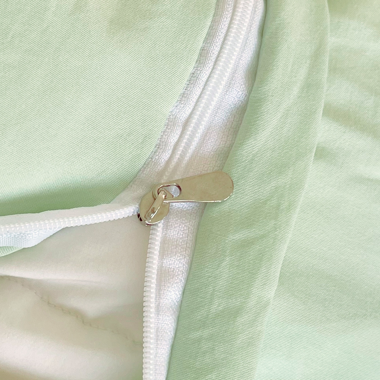 91家纺网 家纺一手货源 找家纺 大麦乐田 2025新款法式少女心水洗糯小棉公主风蕾丝花边四件套 米兰春天-嫩绿