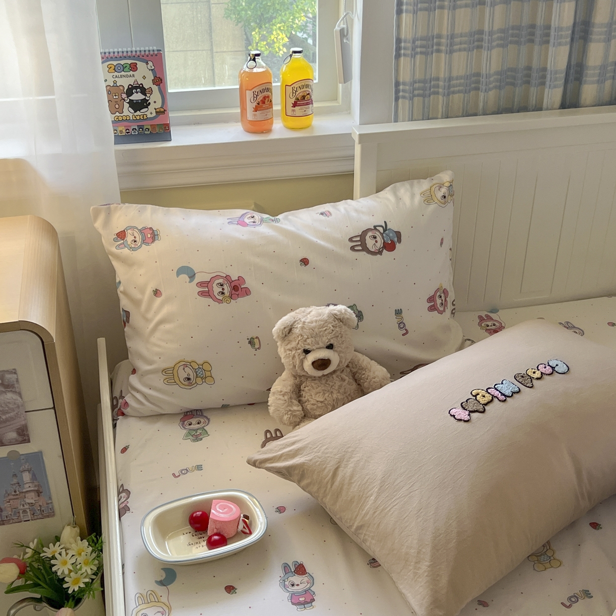 91家纺网 家纺一手货源 找家纺 （总）三元色 2025新款110克水洗云朵棉毛巾绣四件套