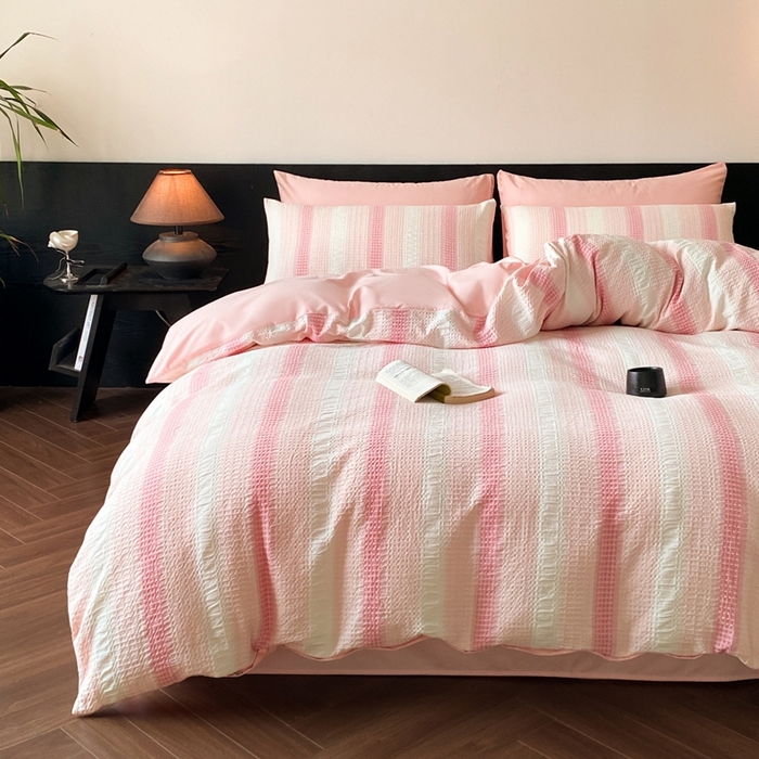 91家纺网 家纺一手货源 找家纺 言一 2025秋冬新品A类60S新疆长绒棉纯棉陶瓷轻磨毛四件套水洗棉提花全棉床单被套 流光-渐变粉