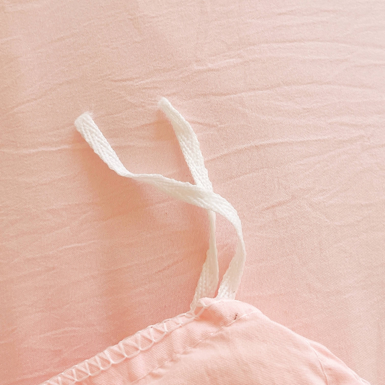 91家纺网 家纺一手货源 找家纺 大麦乐田 2025新款公主风花边糯小棉刺绣贴布绣四件套 美丽邂逅-浅玉