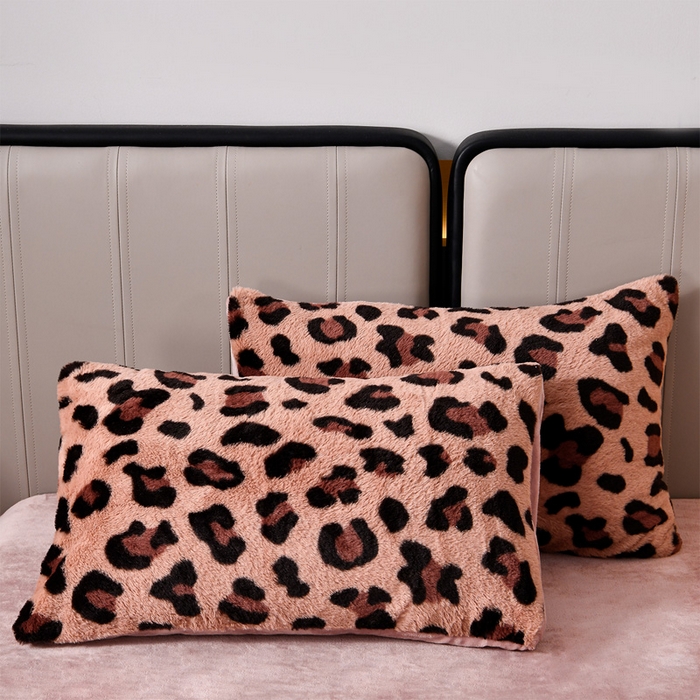 91家纺网 家纺一手货源 找家纺 梦之星 2025新款加厚8.5斤轻奢兔毛绒皮草绒牛奶绒四件套系列 轻奢-小豹纹