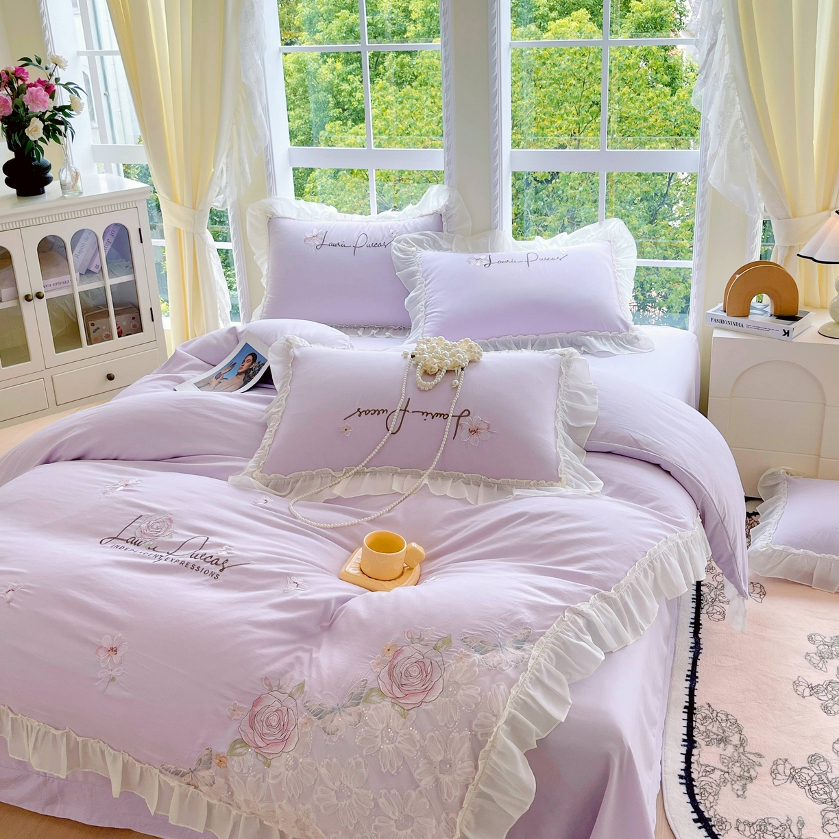 91家纺网 家纺一手货源 找家纺 大麦乐田 2025新款公主风花边糯小棉刺绣贴布绣四件套 美丽邂逅-嫩紫