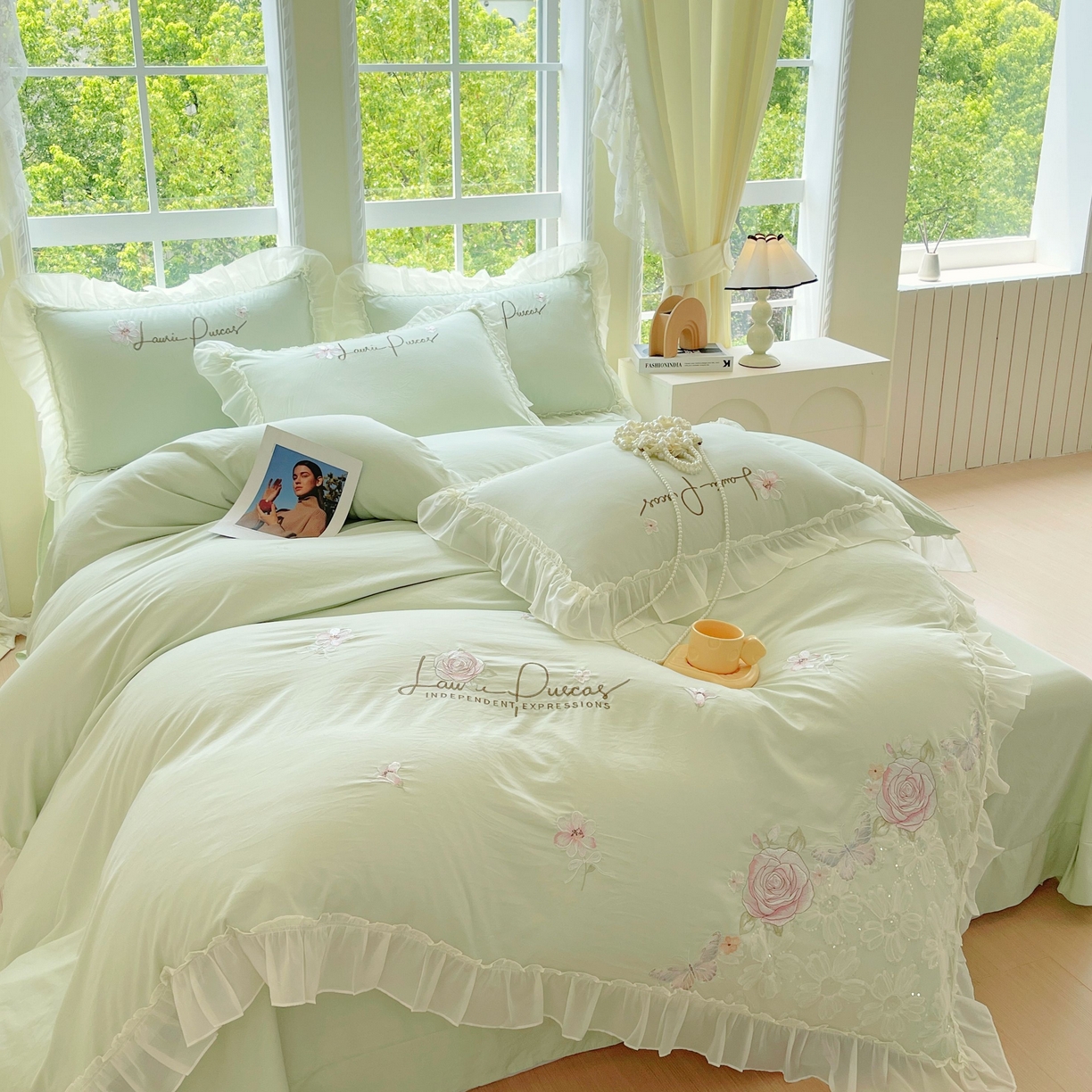 91家纺网 家纺一手货源 找家纺 大麦乐田 2025新款公主风花边糯小棉刺绣贴布绣四件套 美丽邂逅-嫩绿