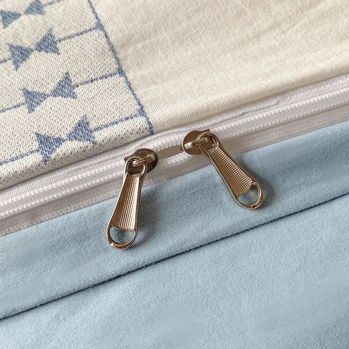 91家纺网 家纺一手货源 找家纺 言一 2025秋冬新品A类60S新疆长绒棉纯棉陶瓷轻磨毛四件套水洗棉提花全棉床单被套 长予-天青蓝