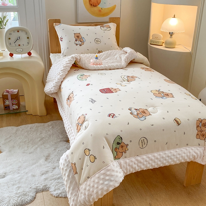 91家纺网 家纺一手货源 找家纺 天瑜家纺 2025新款针织棉手包豆豆被儿童被大豆被被子被芯 手包边  豚豚米